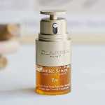 클라란스 바이-에센스 아이 세럼 20ml의 그림