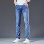 남성용 봄 가을 스트레치 청바지 2023 여름 새로운 스트레이트 슬림 캐주얼 나인 분 바지 남성용 부러진 구멍의 그림