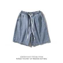 오공은 상품 조류 복고풍 오래된 워싱 데님 반바지 남성 힙합 스트리트 느슨한 신축성있는 허리 수백 바지를 가지고 있습니다.의 그림