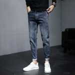 남성 청바지 여름 조수 탄성 슬림 작은 발 캐주얼 남성 모델 긴 남성 바지 봄과 가을 모델 소년 세탁의 그림