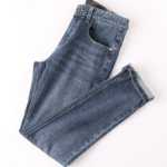 부드럽고 편안한면 혼방 모달 신축성 바지 남성 가을과 겨울 두꺼운 섹션 남성용 슬림 다용도 스트레이트 청바지의 그림