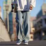 홍콩 차이 문학 남성 와이드 다리 작업복 청바지 가을 느슨한 일본 복고풍 빈티지 바이브 트렌드 스트레이트 캐주얼 바지의 그림