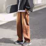 홍콩 차이 문학 남성 와이드 다리 작업복 청바지 가을 느슨한 일본 복고풍 빈티지 바이브 트렌드 스트레이트 캐주얼 바지의 그림