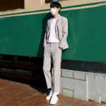 남성 슬림  웨딩 정장의 그림