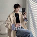 남성 캐주얼  자켓의 그림