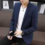 싱글 웨스트 정장의 그림