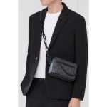 캐주얼 남성 정장의 그림