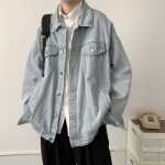 블랙 데님 재킷 남성용의 그림