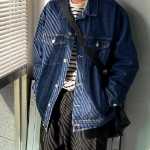 블랙 데님 재킷 남성용의 그림