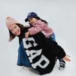 두꺼운 칼라 재킷의 그림