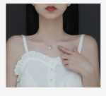 은행잎 목걸리의 그림