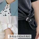 옷 코너 매듭 액세서리 브로치의 그림