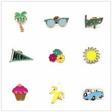 만화 브로치 / 칼라 핀 / 모자 액세서리의 그림