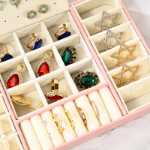 고급 보석 보관함의 그림