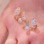 스즈 란 꽃  귀걸이의 그림