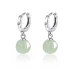 옥 귀걸이의 그림