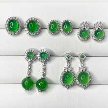 칼세도니 귀걸이 에메랄드의 그림