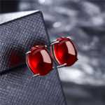 레드 마노 보석 귀걸이의 그림