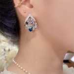 커튼 드림 샤이니 다이아몬드 컬러 지르코니아 귀걸이의 그림