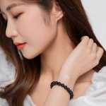 흑요석 팔찌의 그림