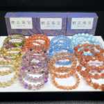 천연 크리스탈 여성용 주얼리의 그림