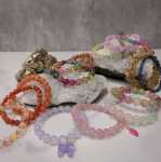 천연 크리스탈 여성용 주얼리의 그림