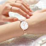 에르보 시계 여성 인 스타일 간단한 기질 방수 석영 장식 시계 여성 작은 빛 럭셔리 별이 가득한 5150의 그림