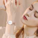 에르보 시계 여성 인 스타일 간단한 기질 방수 석영 장식 시계 여성 작은 빛 럭셔리 별이 가득한 5150의 그림