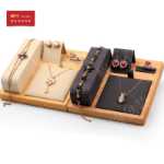 새로운 단단한 나무 주얼리 시계 팔찌 펜던트 디스플레이 소품 귀걸이 반지 다기능 주얼리 세트 4 세트의 그림