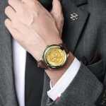 새로운 시계 남녀 모델 헤티안 옥 테이블 세트 다이아몬드 발광 고급 옥 기질 방수 패션 조류 모델 커플 시계의 그림