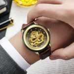 새로운 시계 남녀 모델 헤티안 옥 테이블 세트 다이아몬드 발광 고급 옥 기질 방수 패션 조류 모델 커플 시계의 그림