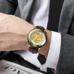 새로운 시계 남녀 모델 헤티안 옥 테이블 세트 다이아몬드 발광 고급 옥 기질 방수 패션 조류 모델 커플 시계의 그림