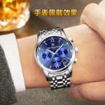 스위스 남성 시계 스포츠 중학생 고등학생 새로운 십대 쿼츠 시계 방수 발광 기계식 손목 시계의 그림