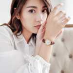 천왕 심플 패션 컴팩트 기질 커플 시계 트렌드 절묘한 선물 가벼운 고급 브랜드 여성용 석영 여성용 시계의 그림