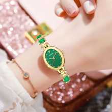 같은 모델 2022 새로운 고급 주얼리 버클 시계 여성용 팔찌 손목 시계 핸드 세팅 옥 모델 흔들기의 그림