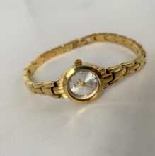 상하이 다이아몬드 작은 금 시계 작은 미니 복고풍 기질 금도금 실버 팔찌 심플한 신선한 얇은 밴드 쿼츠 여성용 시계의 그림