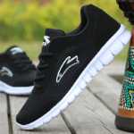 한국 가죽 방수 운동화의 그림