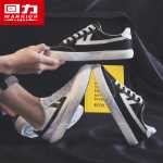 캔버스 남성 신발의 그림