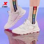 터보 스포츠 신발의 그림