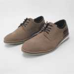 남성캐주얼 신발의 그림