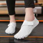 KATO 실내 운동화의 그림