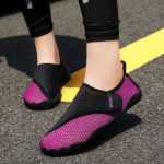 실내 운동화의 그림