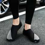 실내 운동화의 그림