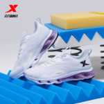 여성 캐주얼 신발의 그림