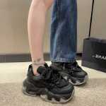 숙녀 운동화의 그림