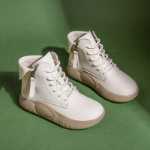 하이 탑 가죽 마틴 부츠의 그림