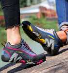 하이킹 신발의 그림