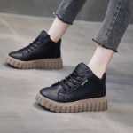 캐주얼 마틴 부츠의 그림