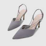 블랙 새틴 스트랩 기질 여성 체인 포인트 헤드 하이힐 샌들 라인 석 커리어 워크 슈즈 공식 인터뷰의 그림