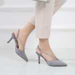 블랙 새틴 스트랩 기질 여성 체인 포인트 헤드 하이힐 샌들 라인 석 커리어 워크 슈즈 공식 인터뷰의 그림